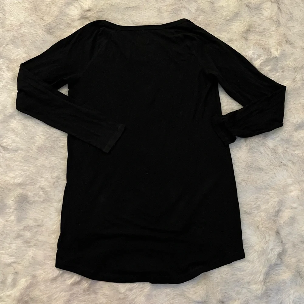 Victoria’s Secret Pink Vintage Where’s My Gift Sequin Black Pajama Sleep Shirt M
